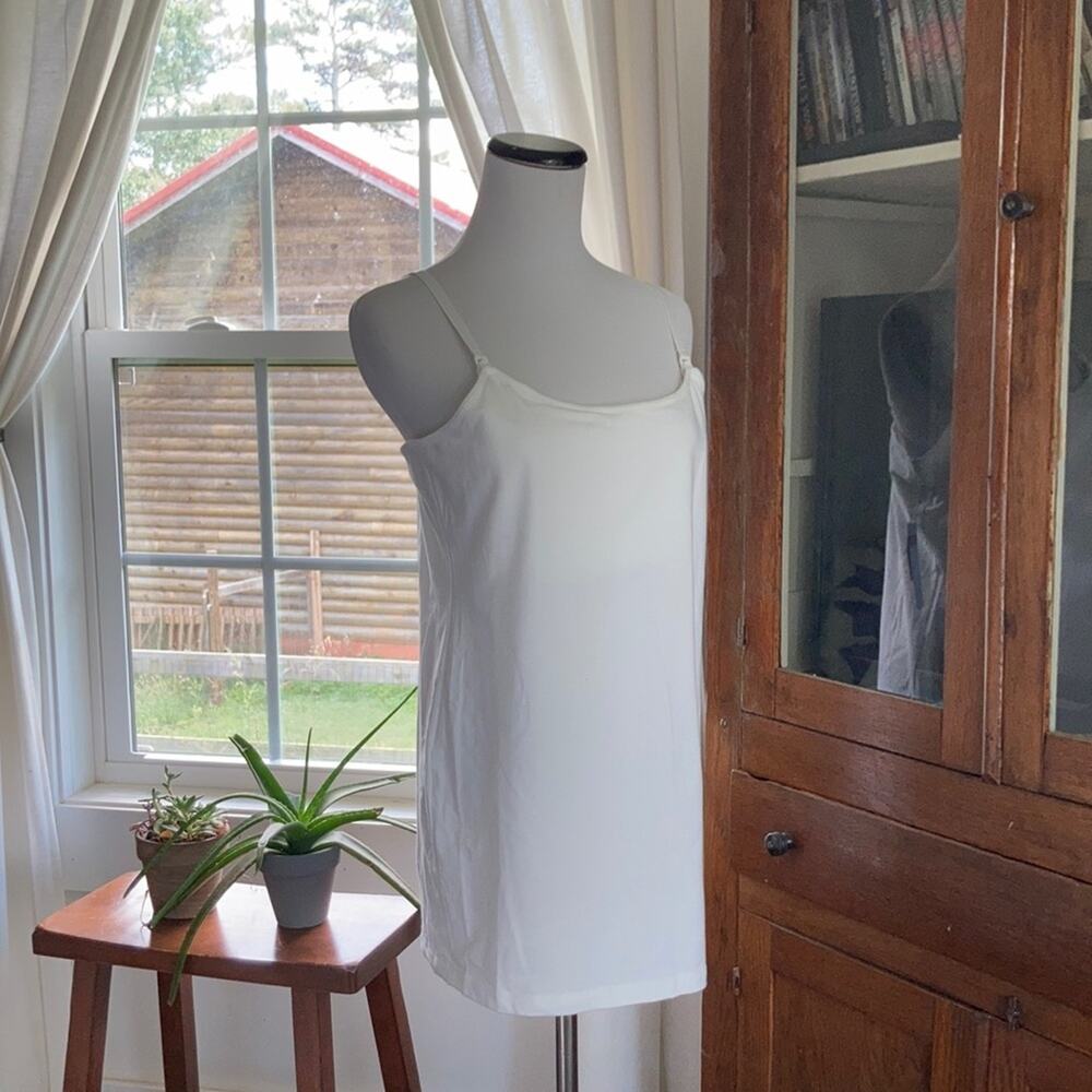 NWT Motherhood Maternity/Nursing Cami, Size M